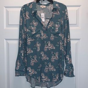 NWT Loft outlet button down